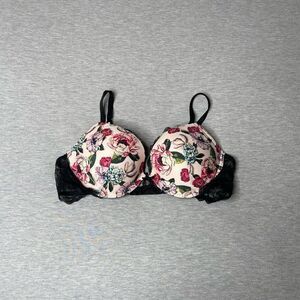 Victoria’s Secret Very Sexy Purest Pink Floral Embroidered Push-Up Bra
